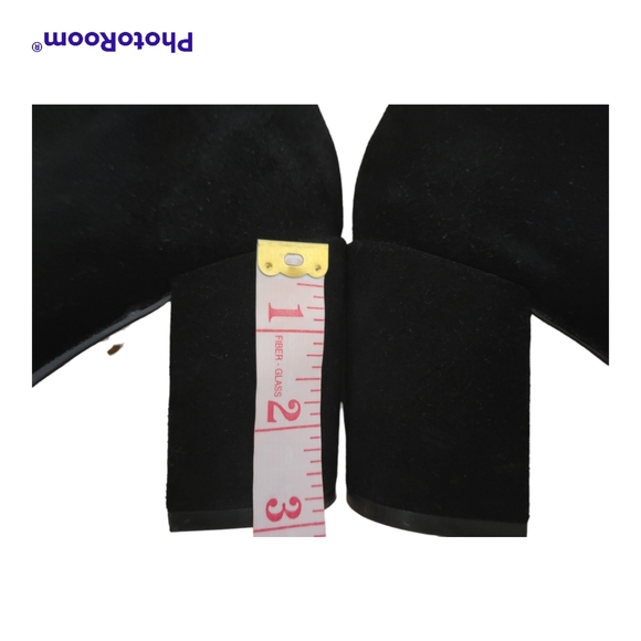 Bettye Black Leather Ankle Boots. 6.5. EUC. - Picture 8 of 9